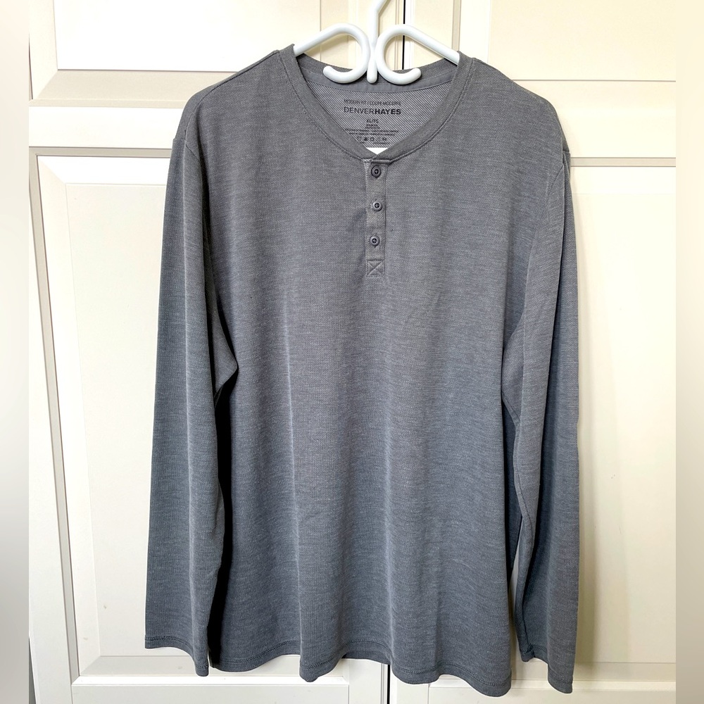 Denver Hayes Gray Long Sleeve Tee